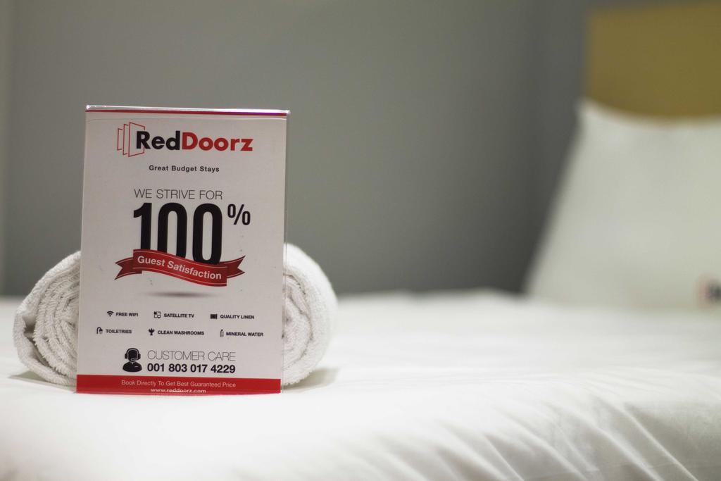 Готель Reddoorz @ Rejowinangun Kota Gede Baturetno Екстер'єр фото