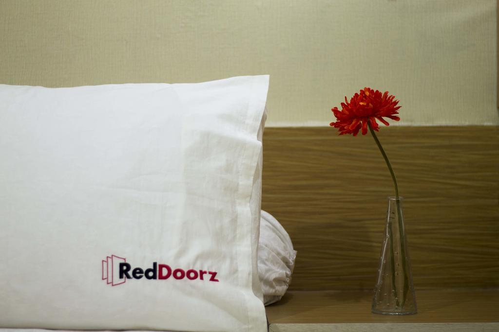 Готель Reddoorz @ Rejowinangun Kota Gede Baturetno Екстер'єр фото